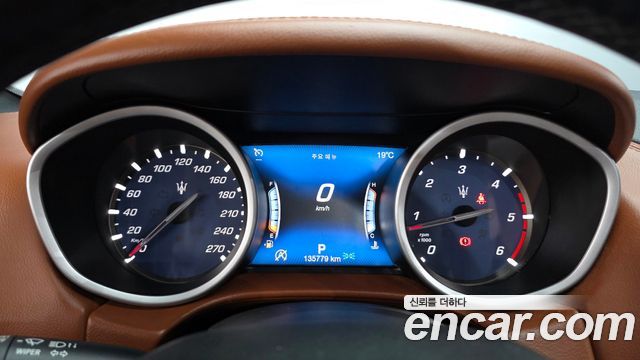 Maserati Ghibli 3.0 Diesel GranSport 3rd 2018 — фото 8