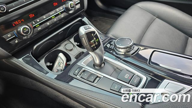 BMW 5 Series (F10) 520d M Aero Dynamic 2016 — фото 9