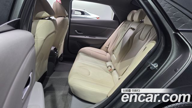 Hyundai Avante (CN7) 1.6 Inspiration 2024 — фото 11