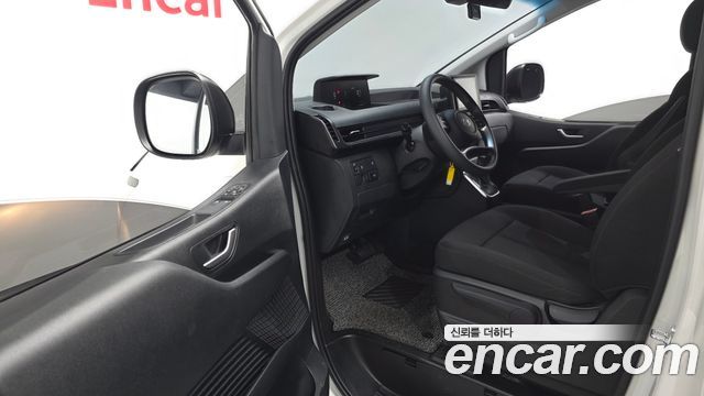 Hyundai Staria Cargo 5-Seater Smart 2025 — фото 10