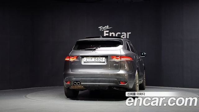 Jaguar F-PACE 20d R-Sport 2017 — фото 4