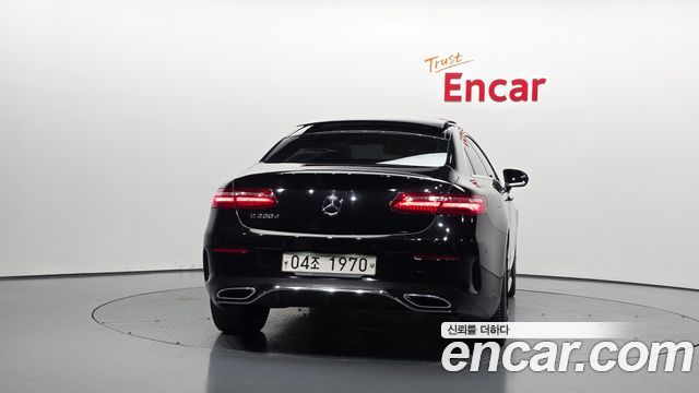 Mercedes-Benz E-Class (W213) E220d Coupe 2019 — фото 4