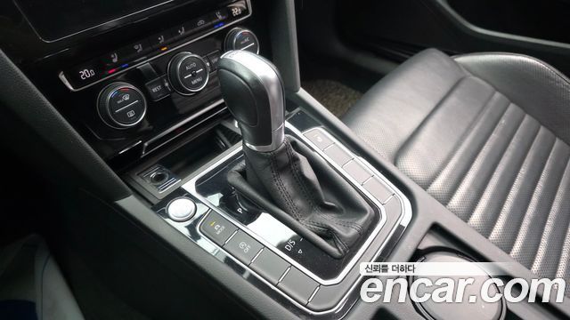 Volkswagen Passat GT (B8) 2.0 TDI 4Motion Prestige 2018 — фото 9