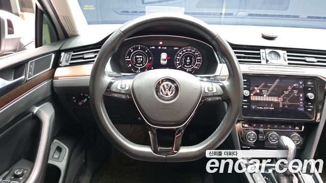 Volkswagen Passat GT (B8) 2.0 TDI 4Motion Prestige 2018 — фото 13