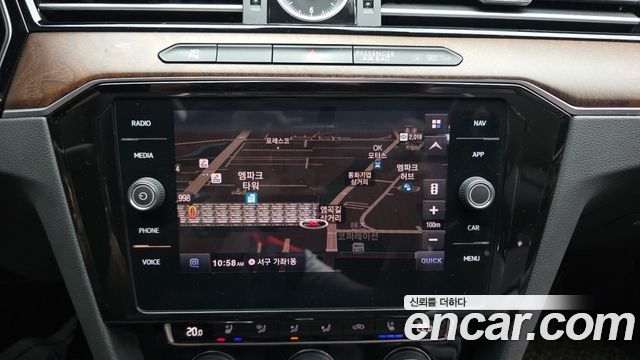 Volkswagen Passat GT (B8) 2.0 TDI 4Motion Prestige 2018 — фото 14