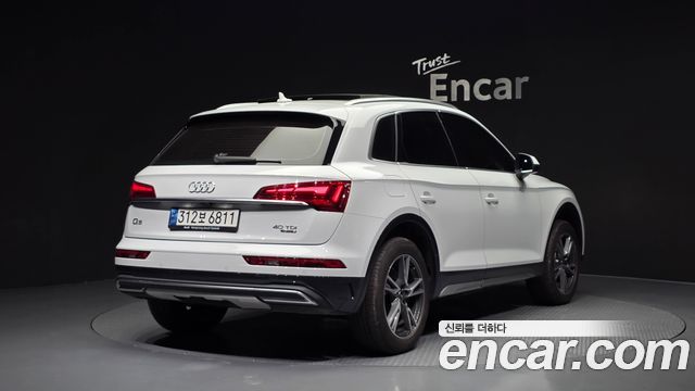 Audi Q5 (FY) 40 TDI Quattro 2022 — фото 2
