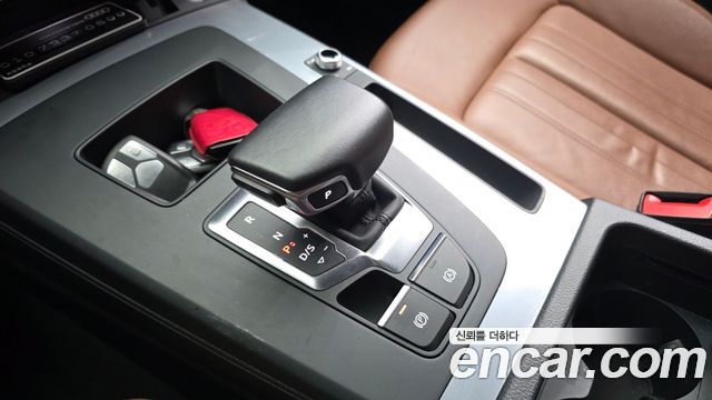 Audi Q5 (FY) 40 TDI Quattro 2022 — фото 9