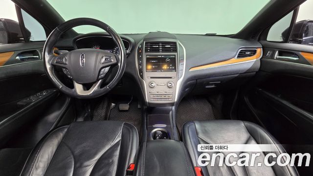 Lincoln MKC 2.0 AWD 2015 — фото 7
