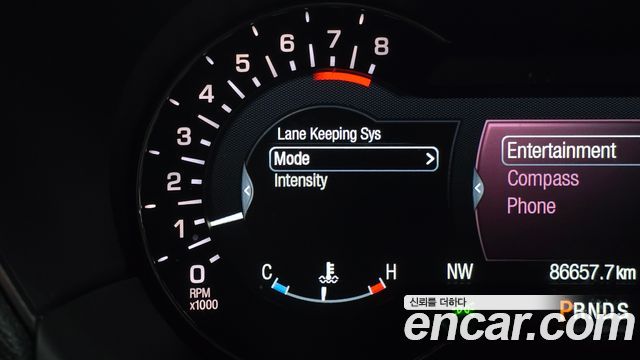 Lincoln MKC 2.0 AWD 2015 — фото 18