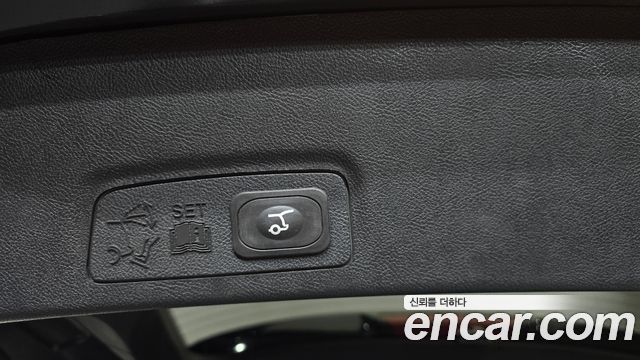 Lincoln MKC 2.0 AWD 2015 — фото 20