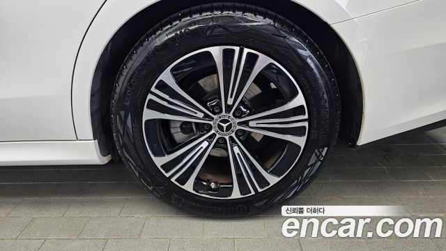 Mercedes-Benz E-Class (W214) E200 Avantgarde 2025 — фото 21