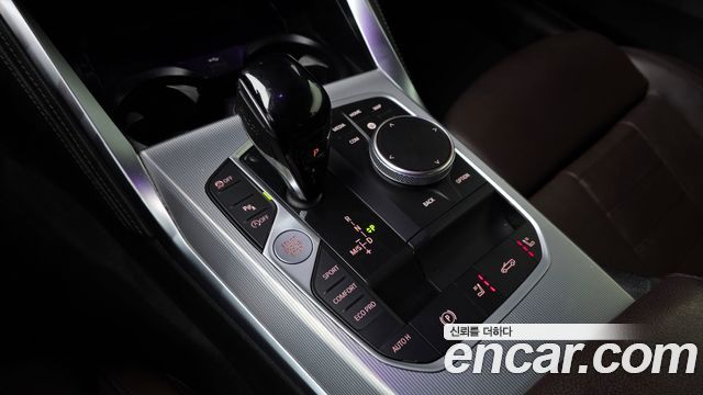 BMW 4 Series (G22) 420i M Sport Convertible 2022 — фото 9