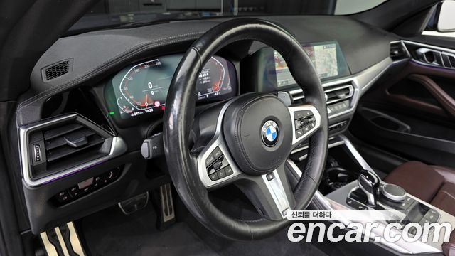 BMW 4 Series (G22) 420i M Sport Convertible 2022 — фото 11