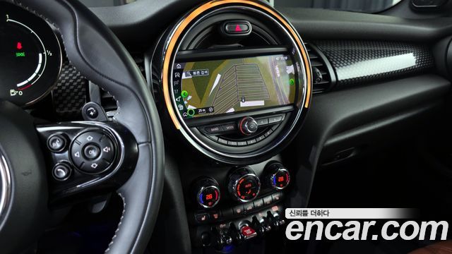 MINI Cooper S Convertible Standard 3rd 2021 — фото 19