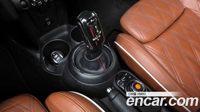 MINI Cooper S Convertible Standard 3rd 2021 — фото 9