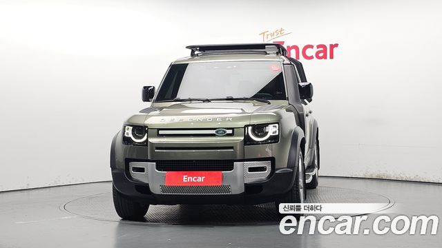 Land Rover Defender (L663) 110 D300 HSE 2022 — фото 3