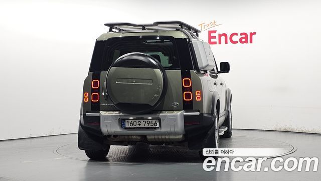 Land Rover Defender (L663) 110 D300 HSE 2022 — фото 4