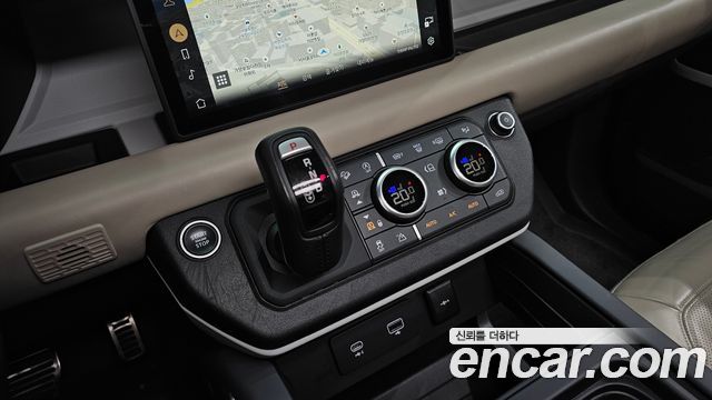 Land Rover Defender (L663) 110 D300 HSE 2022 — фото 9