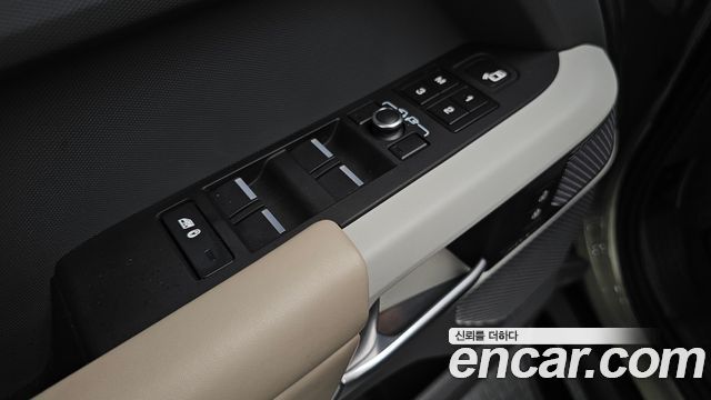 Land Rover Defender (L663) 110 D300 HSE 2022 — фото 34