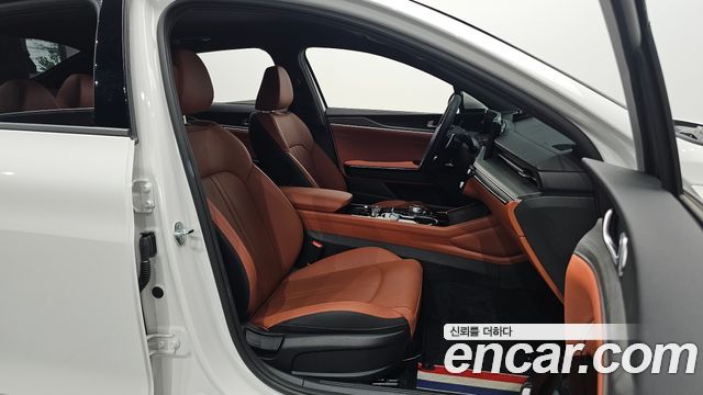 Kia K5 (III) 2.0 Noblesse 2025 — фото 10