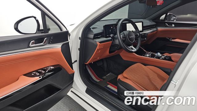 Kia K5 (III) 2.0 Noblesse 2025 — фото 11