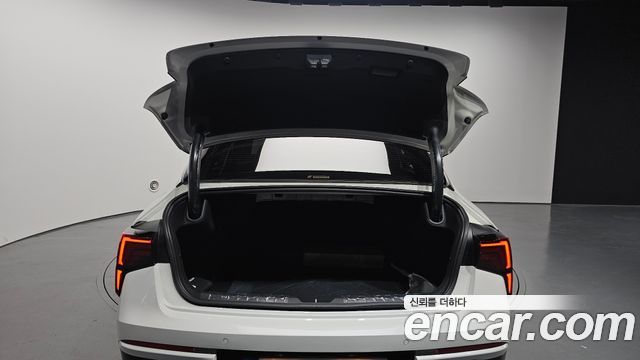 Kia K5 (III) 2.0 Noblesse 2025 — фото 20