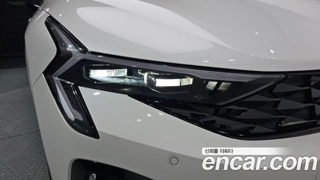 Kia K5 (III) 2.0 Noblesse 2025 — фото 22