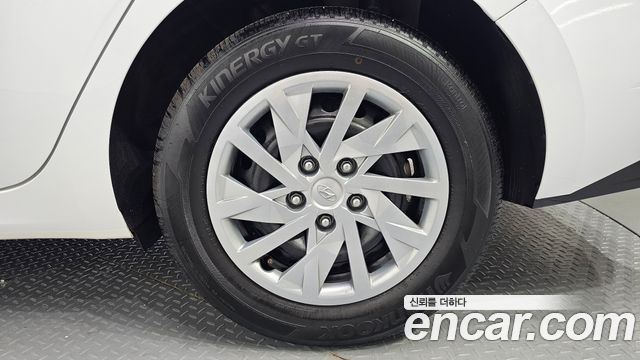 Hyundai Avante (CN7) 1.6 Smart 2022 — фото 27
