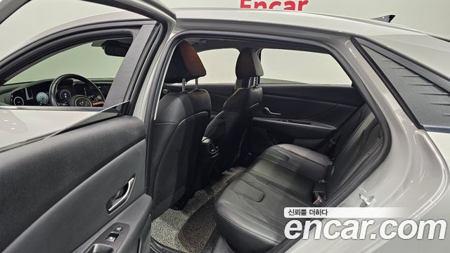 Hyundai Avante (CN7) 1.6 Inspiration 2022 — фото 15