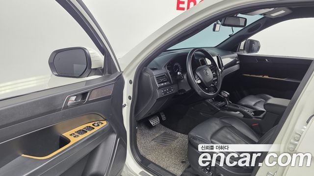 KG Mobility (SsangYong) Rexton Sports Khan Diesel 2.2 4WD Noblesse 2021 — фото 10