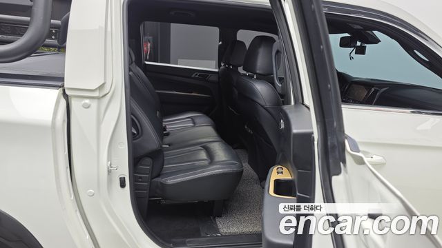 KG Mobility (SsangYong) Rexton Sports Khan Diesel 2.2 4WD Noblesse 2021 — фото 12