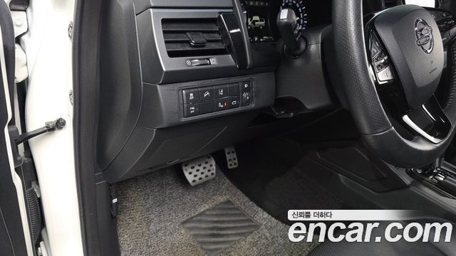 KG Mobility (SsangYong) Rexton Sports Khan Diesel 2.2 4WD Noblesse 2021 — фото 30