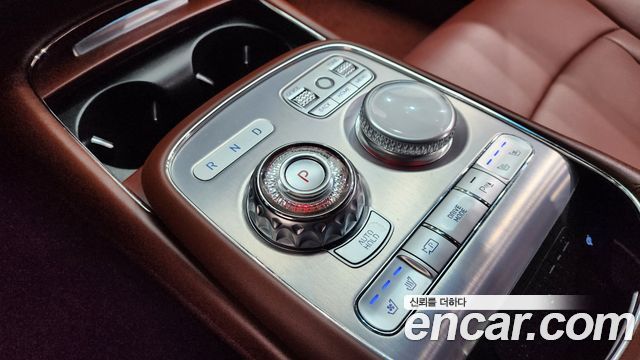 Genesis G90 (RS4) Gasoline 3.5 Turbo e-S/C AWD 2023 — фото 9