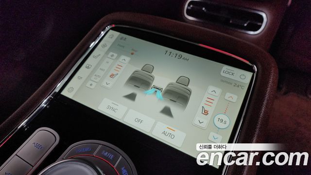 Genesis G90 (RS4) Gasoline 3.5 Turbo e-S/C AWD 2023 — фото 19