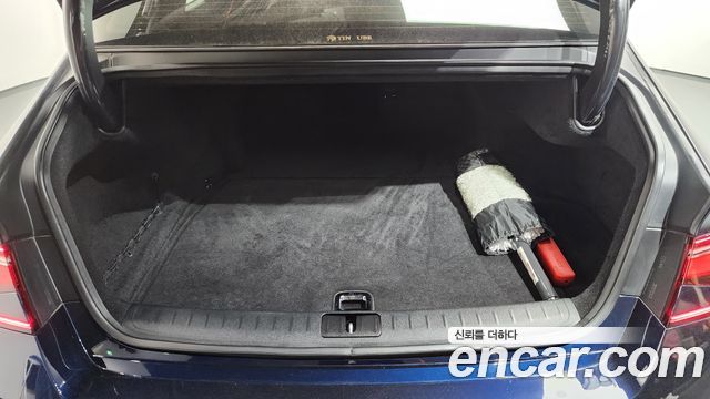 Genesis G90 (RS4) Gasoline 3.5 Turbo e-S/C AWD 2023 — фото 20