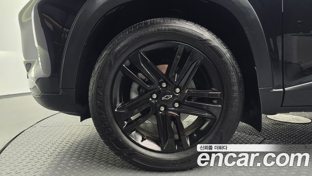 Chevrolet Trax Crossover 1.2 ACTIV Plus 2024 — фото 5
