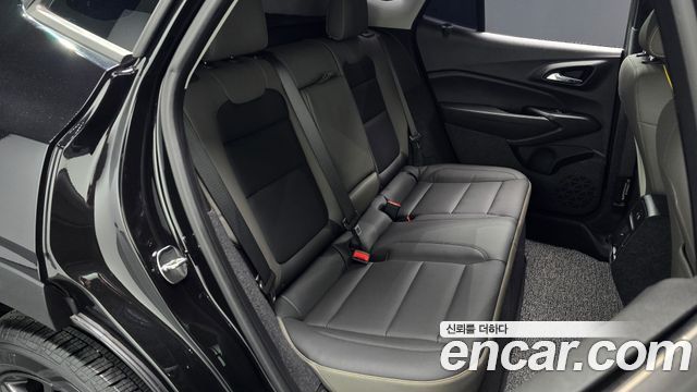 Chevrolet Trax Crossover 1.2 ACTIV Plus 2024 — фото 26