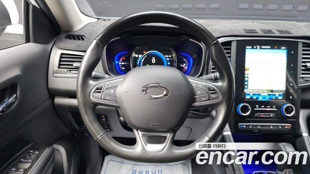 Renault Korea QM6 2.0 LPe RE Signature 2WD 2022 — фото 15