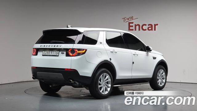 Land Rover Discovery Sport 2.0 TD4 SE 2017 — фото 2