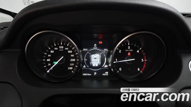 Land Rover Discovery Sport 2.0 TD4 SE 2017 — фото 8