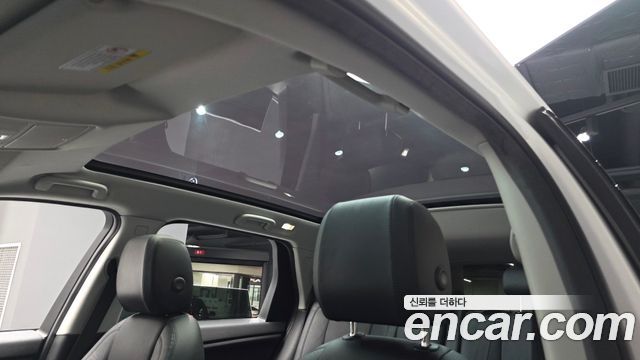 Land Rover Discovery Sport 2.0 TD4 SE 2017 — фото 15
