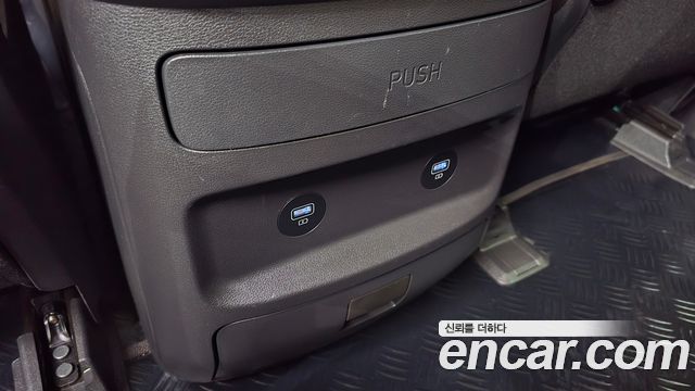 Hyundai Staria Cargo 5-Seater Modern 2024 — фото 32