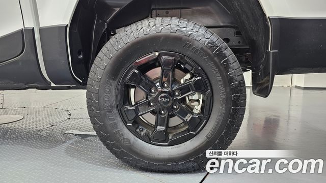 Kia Tasman 2.5T Gasoline 4WD X-Pro 2026 — фото 21