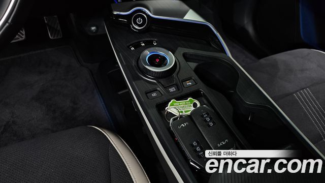 Kia EV6 Long Range GT Line 2022 — фото 9