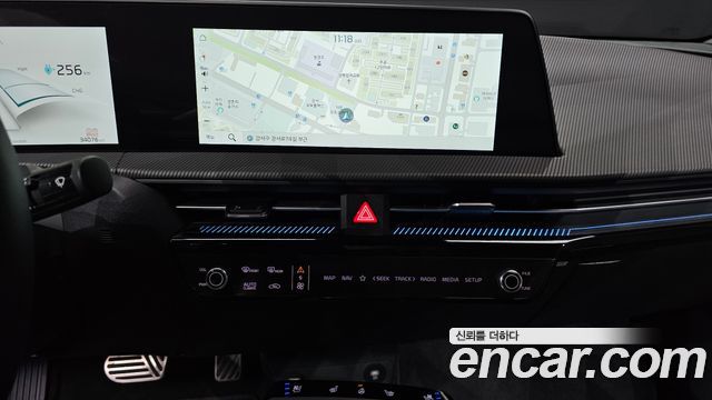 Kia EV6 Long Range GT Line 2022 — фото 13