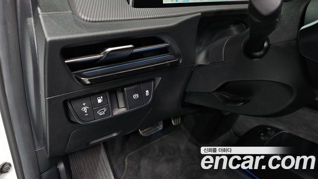 Kia EV6 Long Range GT Line 2022 — фото 30