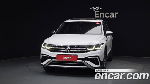 Volkswagen Tiguan Allspace 2.0 TSI Prestige 2023 — фото 3