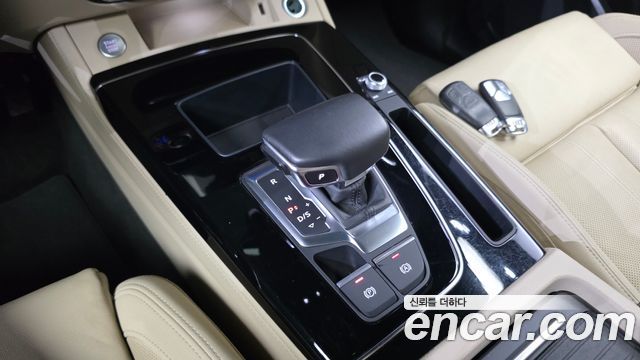 Audi Q5 (FY) 40 TDI Quattro Premium 2022 — фото 9