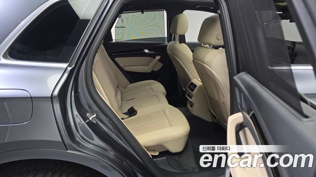 Audi Q5 (FY) 40 TDI Quattro Premium 2022 — фото 11