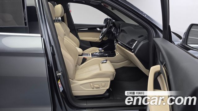 Audi Q5 (FY) 40 TDI Quattro Premium 2022 — фото 12